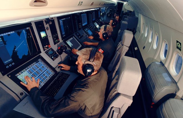 Referencial. Interior de un avión  Bombardier Dash 8 de Pal Aerospace equipado para labores de vigilancia / foto PAL Aerospace