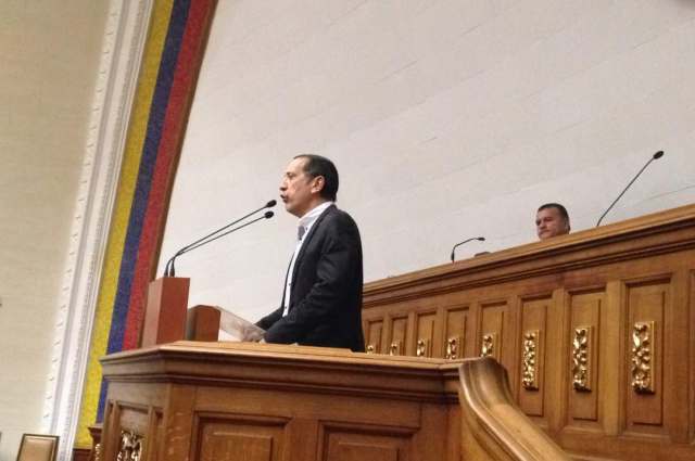 Foto: El diputado ante la Asamblea Nacional por Caracas y presidente de la Comisión de Finanzas, José Guerra / Asamblea Nacional