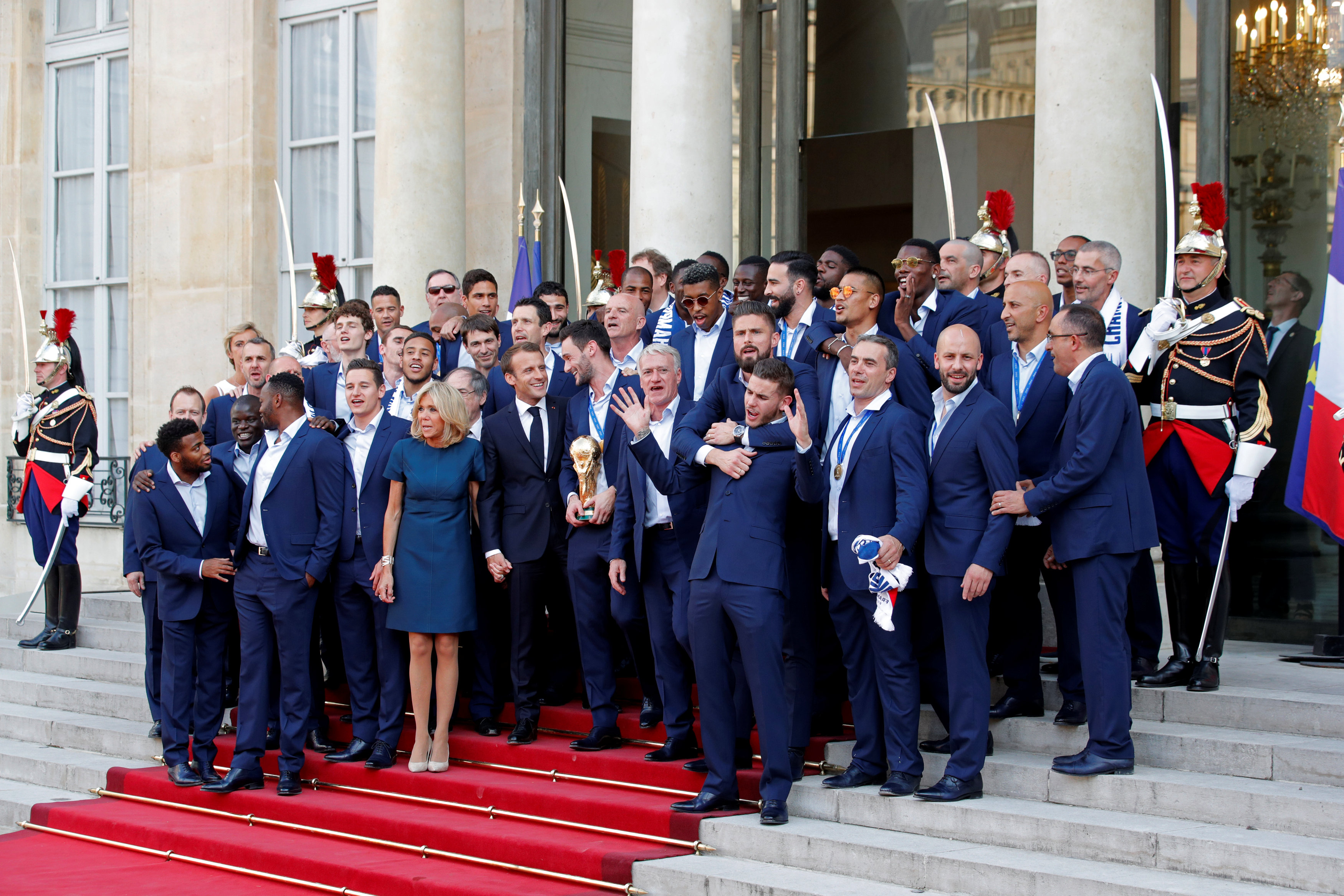 En Fotos: La Copa del Mundo ya está en París