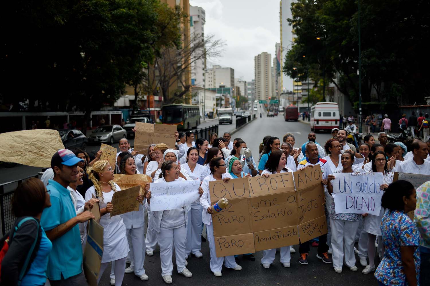 Solo por vocación se mantienen las enfermeras en sus labores