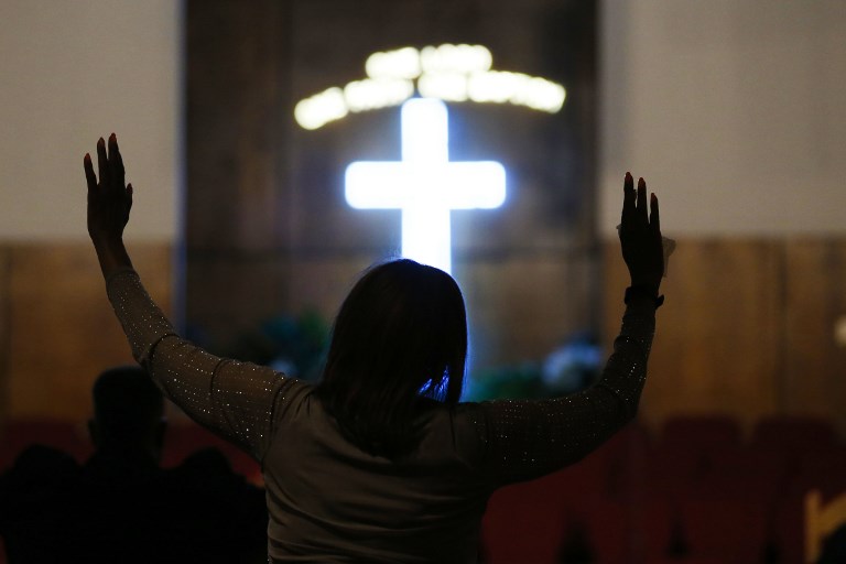 Iglesia de Detroit realiza vigilia para la débil “Reina del Soul” Aretha Franklin (Fotos)