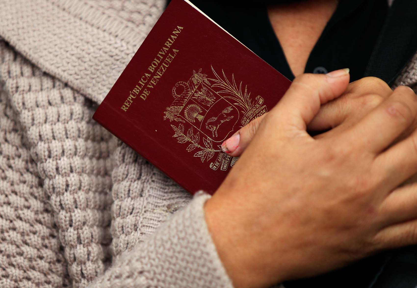 Saime aumenta las tarifas de pasaportes y prórrogas