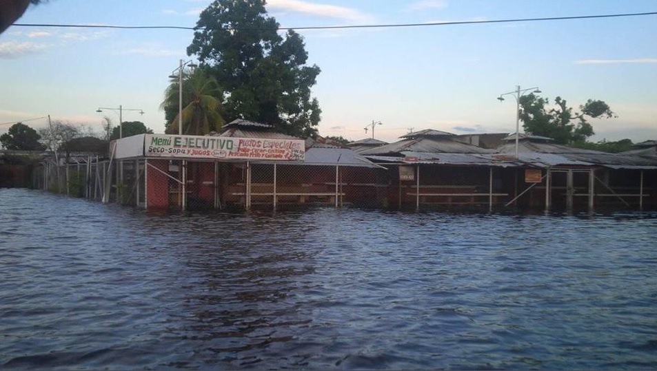 Declaran alerta roja en vasta zona del sur de Venezuela por inundaciones