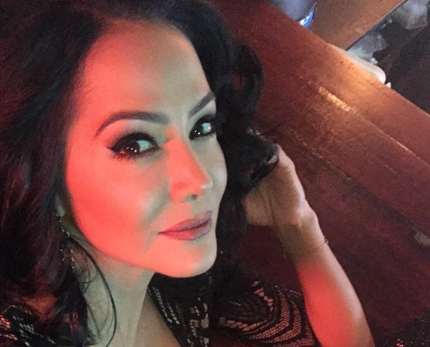 ¿Así o mejor? Norkys Batista demuestra que se sabe mover bailando en un tubo