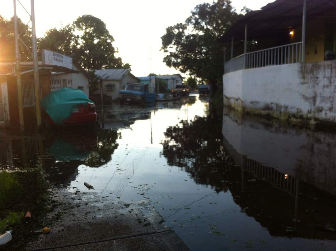 Amazonas tiene siete municipios incomunicados por crecida de ríos