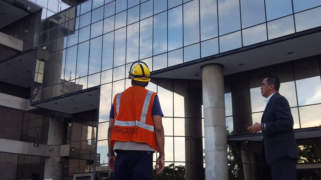 Así estaban las calles de Caracas luego del temblor #21Agos (Fotos)