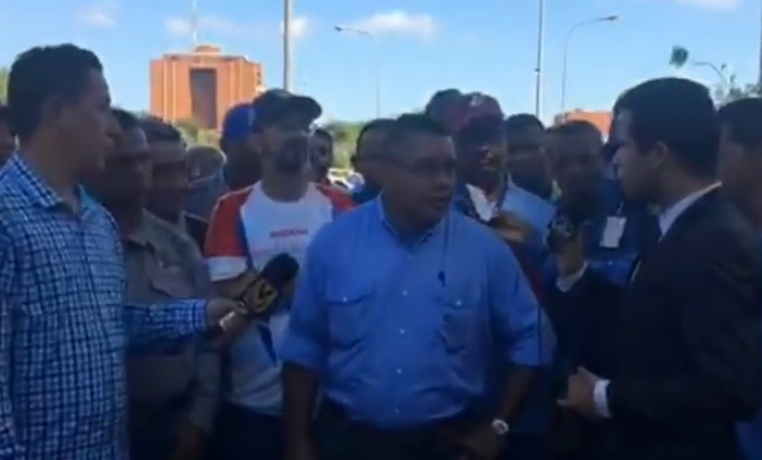 En Bolívar, los trabajadores siderúrgicos protestan para exigir mejoras salariales #24Sep (video)