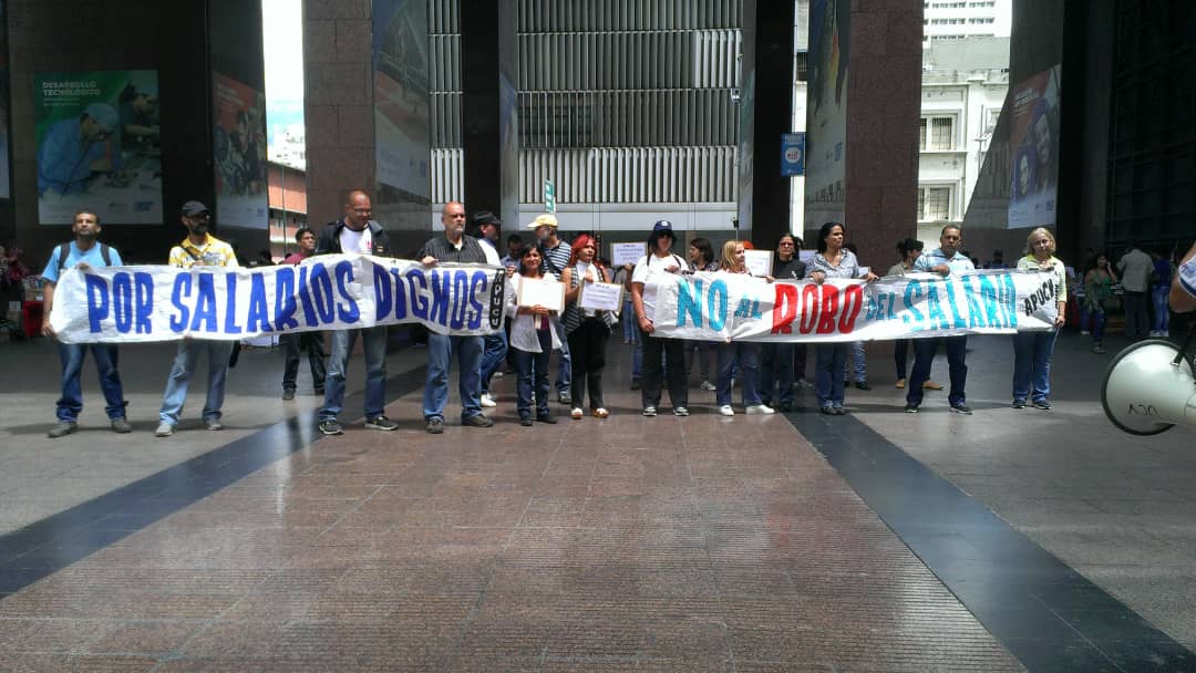 ¡Inaudito! Declaran en emergencia humanitaria a todos los trabajadores de la UCV por bajos salarios