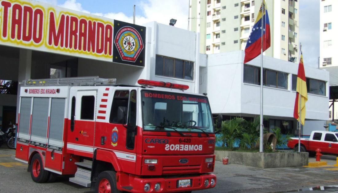 Bomberos de Miranda denuncian que llevan tres quincenas sin cobrar