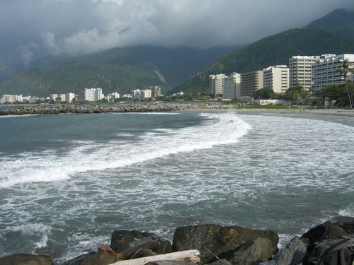 Segundo episodio en menos de un mes: Fotografiaron otro Ovni en La Guaira