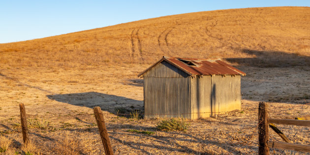 Italia plantea asignar tierras a familias que tengan un tercer hijo