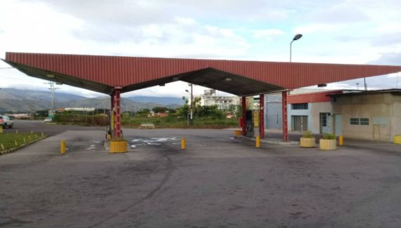 ¿Dónde está la gasolina? Estaciones de servicio en Guárico cerradas por falta de combustible