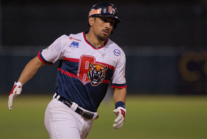 José Vargas fue elegido como el Jugador de la Semana en la Lvbp