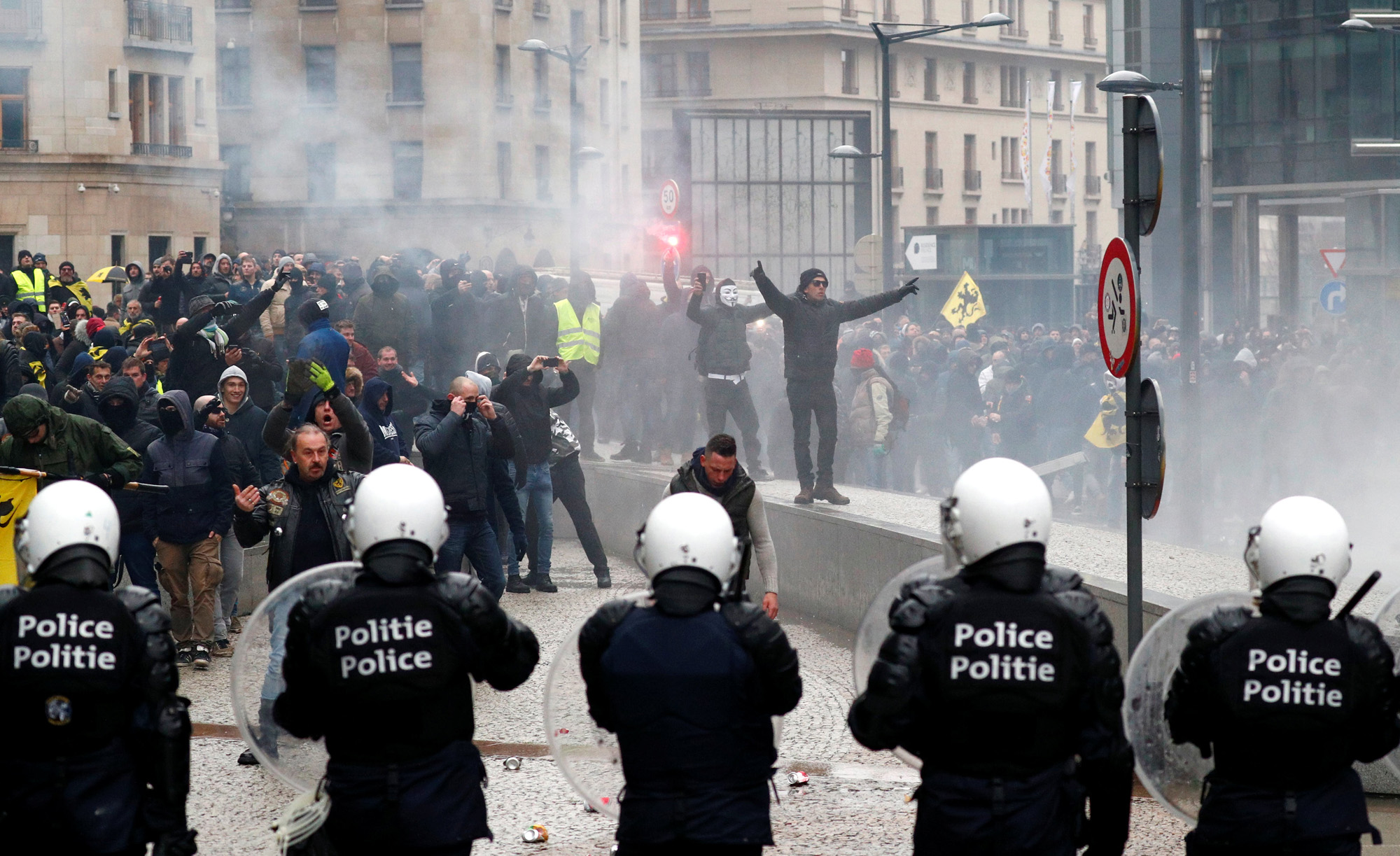 Tensión en Bruselas en una manifestación contra el pacto de la ONU sobre migración