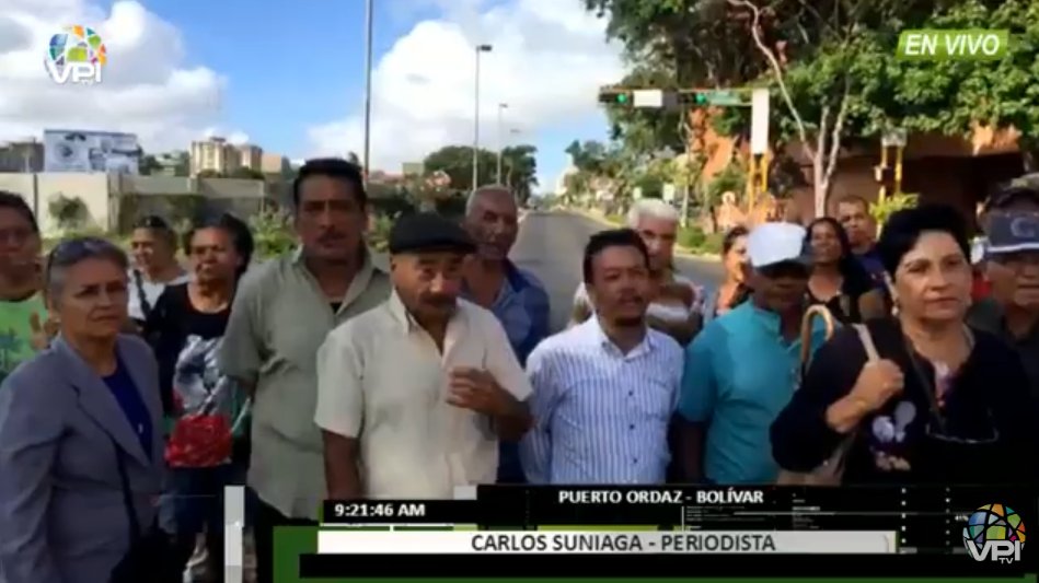 Pensionados protestan por falta de pago en Puerto La Cruz #4Dic (video)