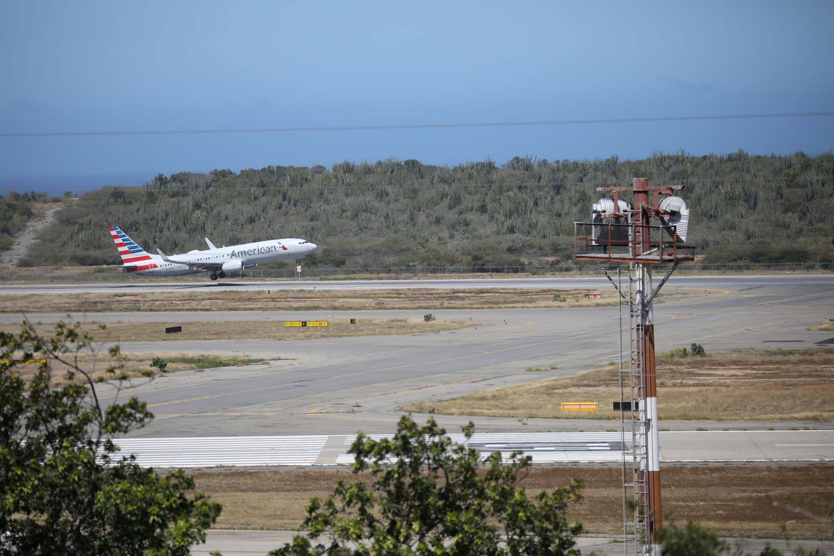 Departamento de Transporte de EEUU suspende todos los vuelos desde y hacia Venezuela (DOCUMENTO)