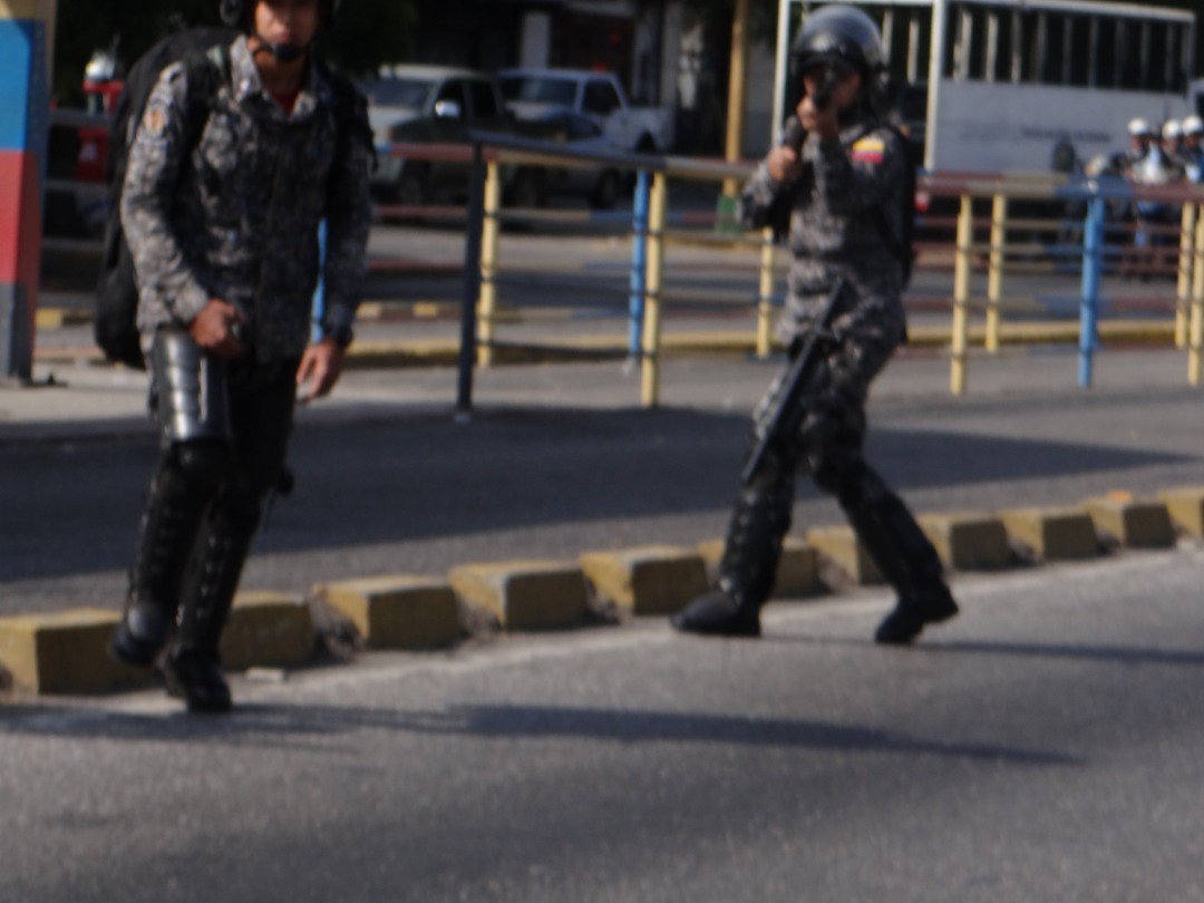 Policía de Lara disparó contra reportero gráfico durante protesta en Barquisimeto #10Ene (FOTO)