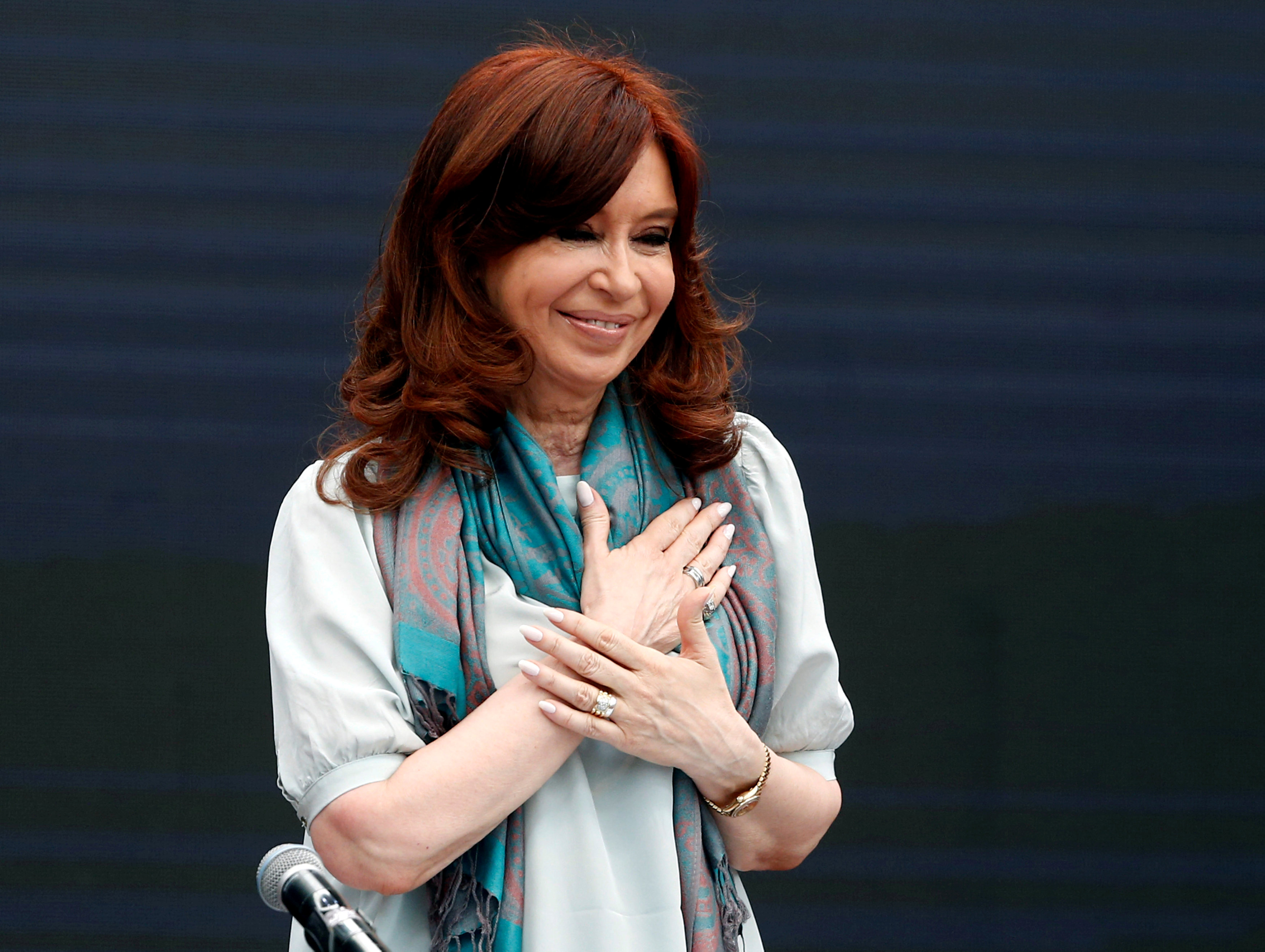 Revuelo en las redes por un tuit de Cristina Kirchner en el que se refirió a sí misma como presidenta