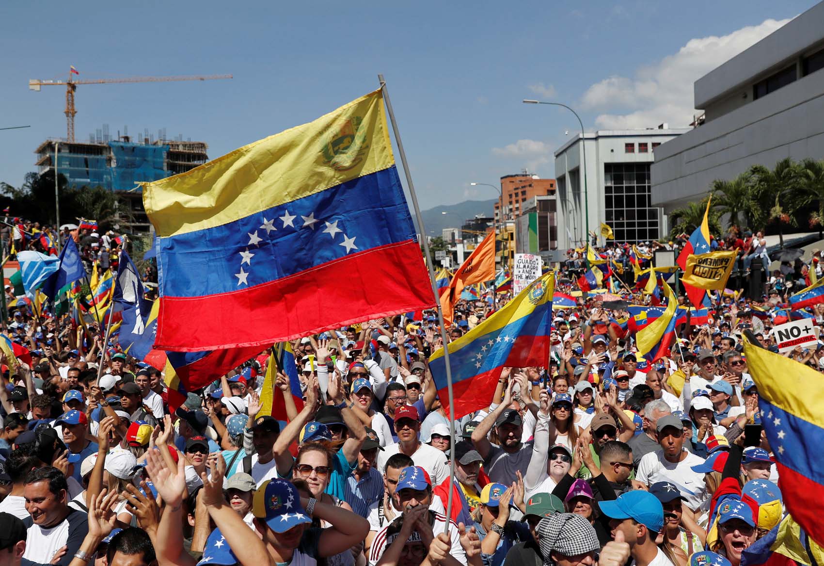 El clamor de los venezolanos, con cornetazo del Metro, te pondrá la piel de gallina #2Feb (VIDEO)