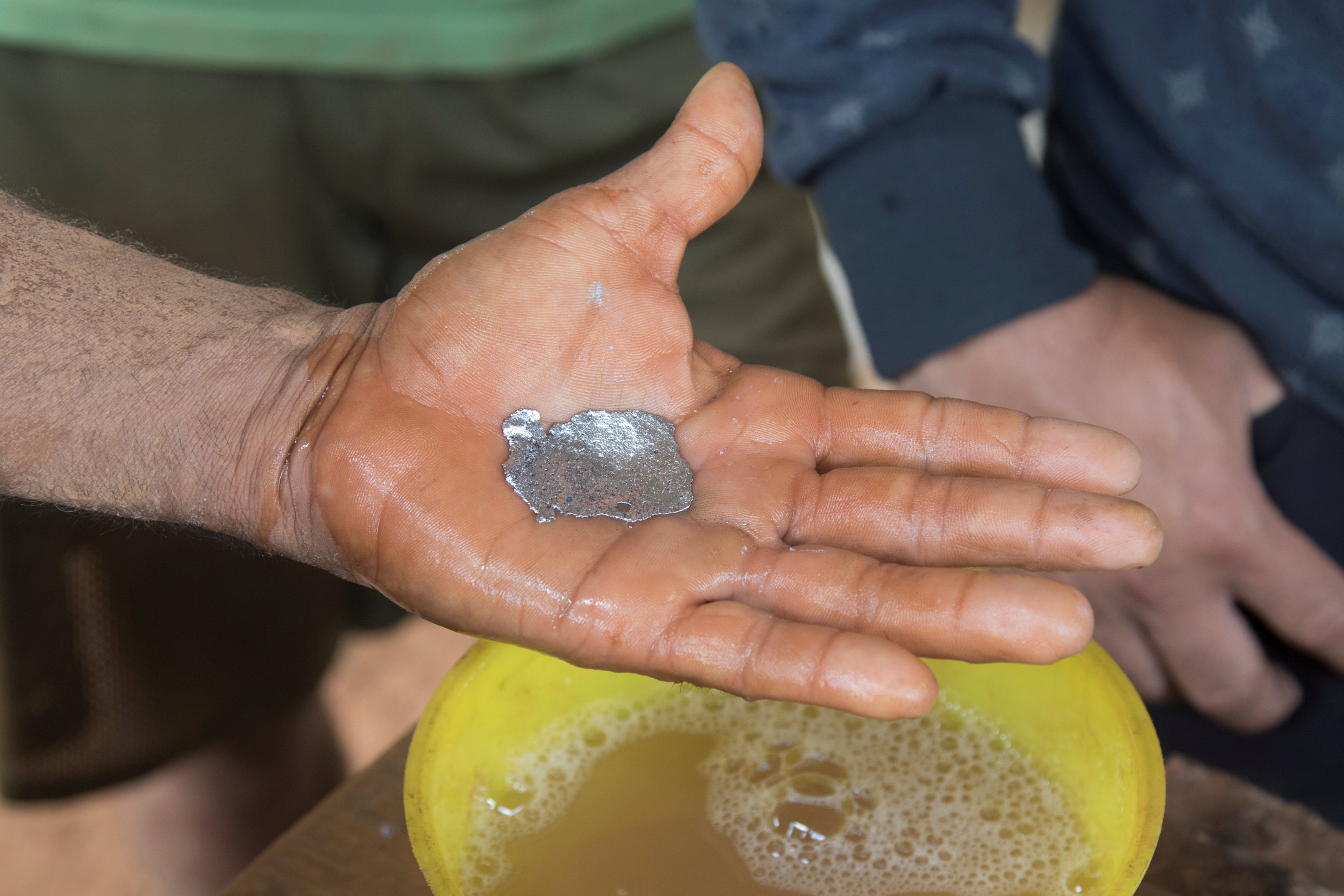 El terrible daño ecológico debido a la minería ilegal, también socava la amazonia colombiana