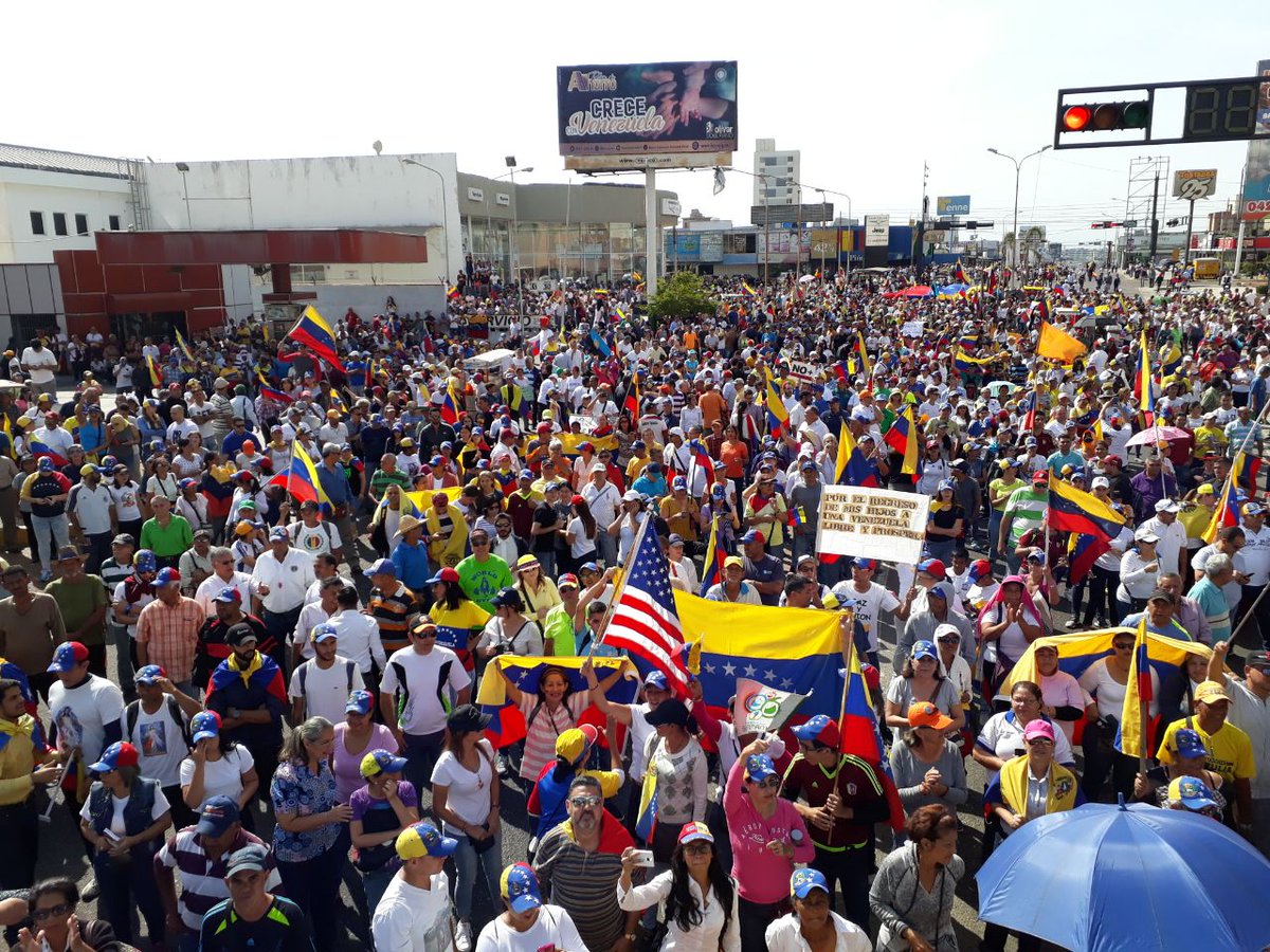 Y ya cayó… gritan desde el Zulia #2Feb (fotos)