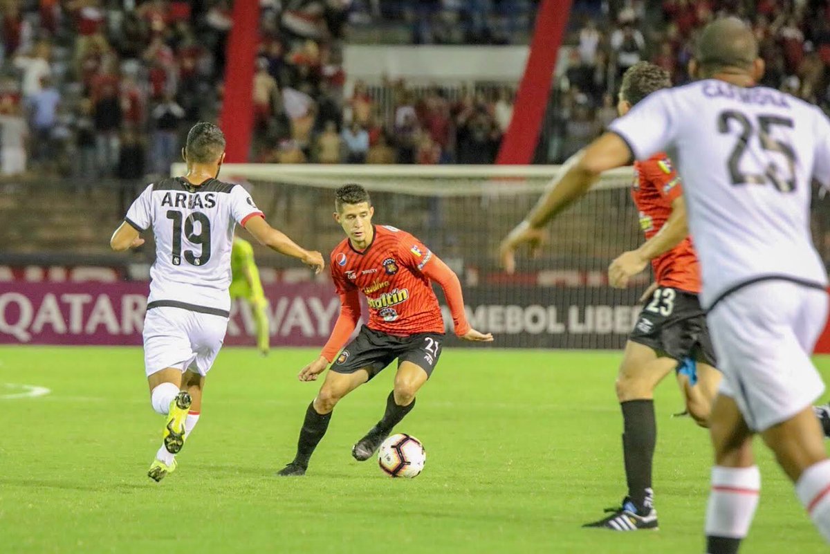 Mal cierre del partido dejó al Caracas fuera de la Libertadores