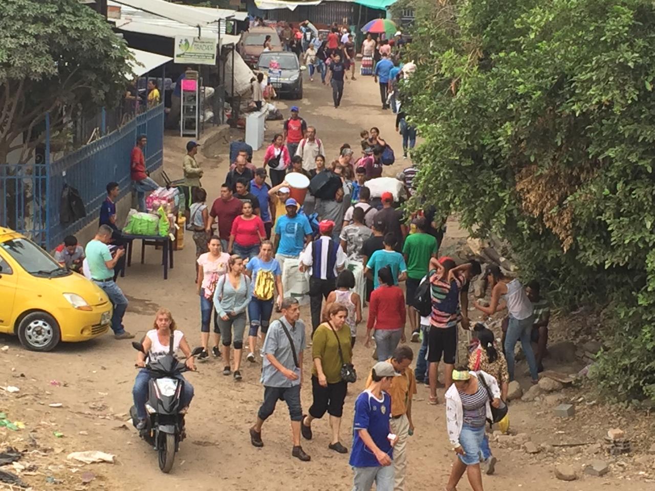 Así se encontró la trocha del puente Simón Bolívar este #11Mar pese a apertura parcial de la frontera (Fotos y Videos)