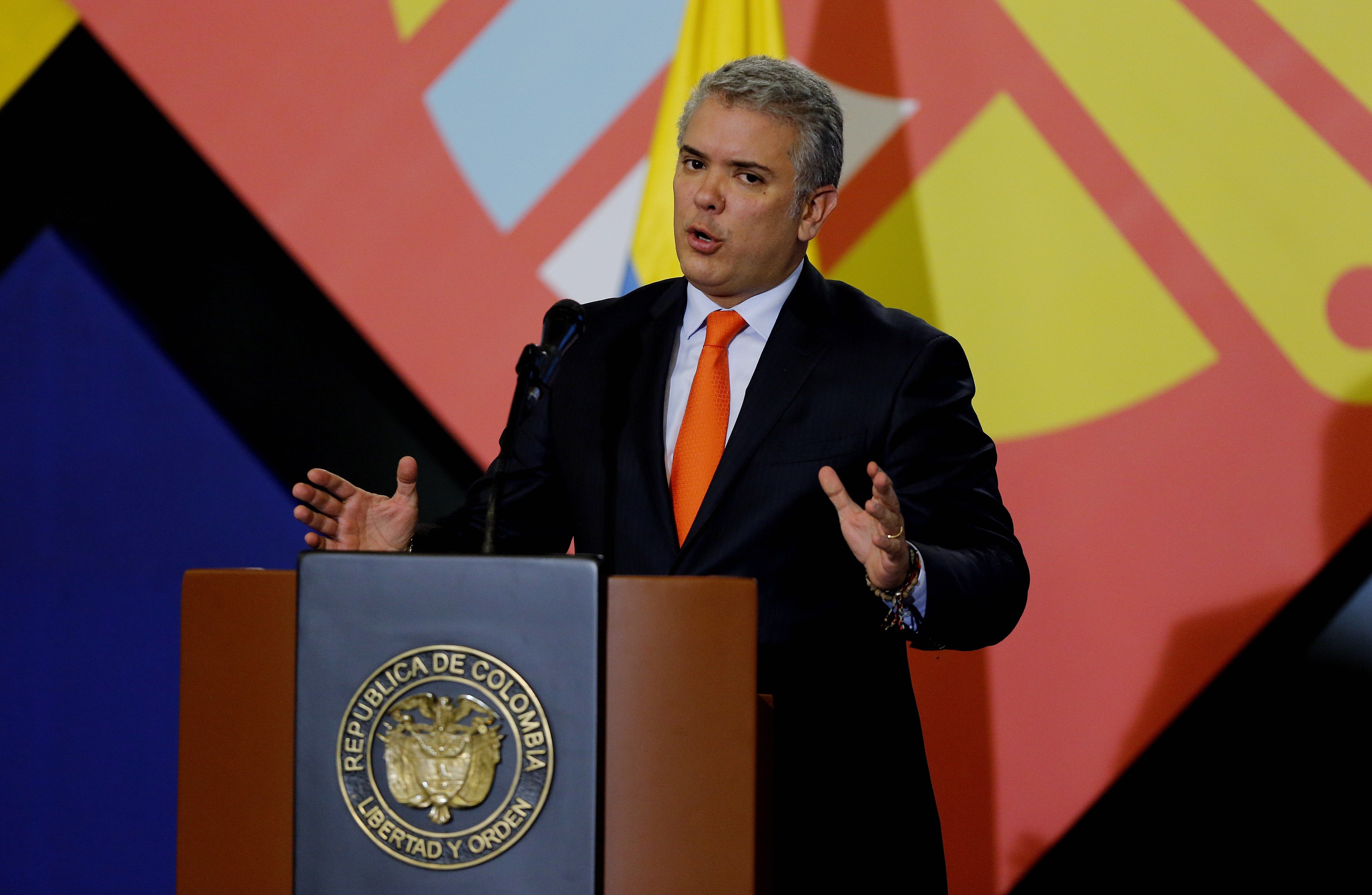 Iván Duque a Maduro: En lugar de gastar en misiles debería comprar alimentos para los venezolanos