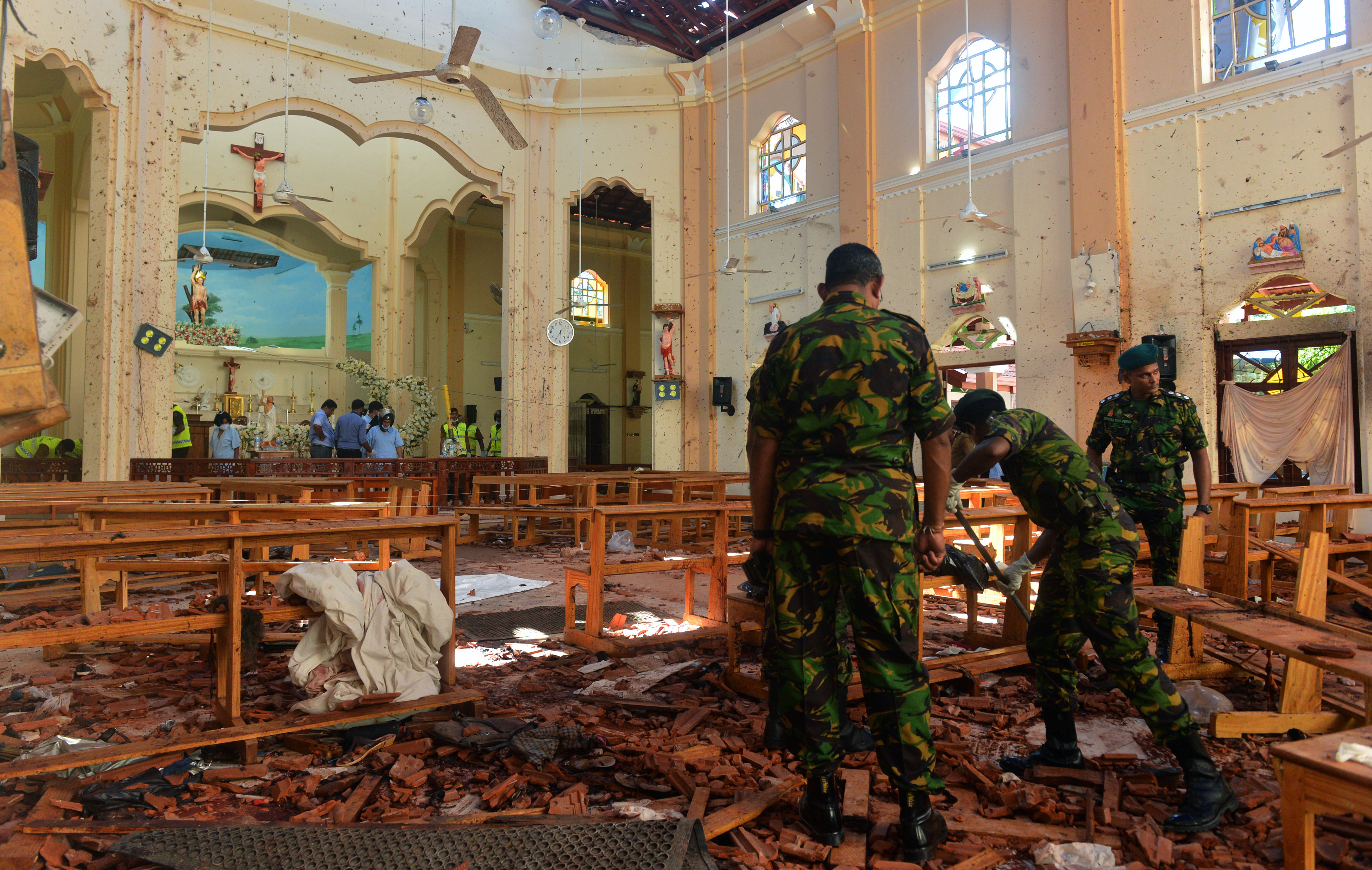 Policía anuncia hallazgo de 87 detonadores en estación de autobuses en Sri Lanka