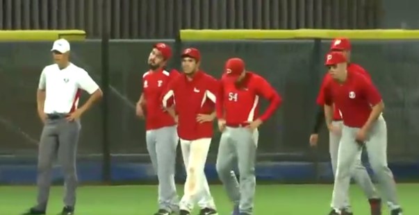 Peloteros venezolanos huyeron del chavismo y ahora juegan para la selección de béisbol de Perú