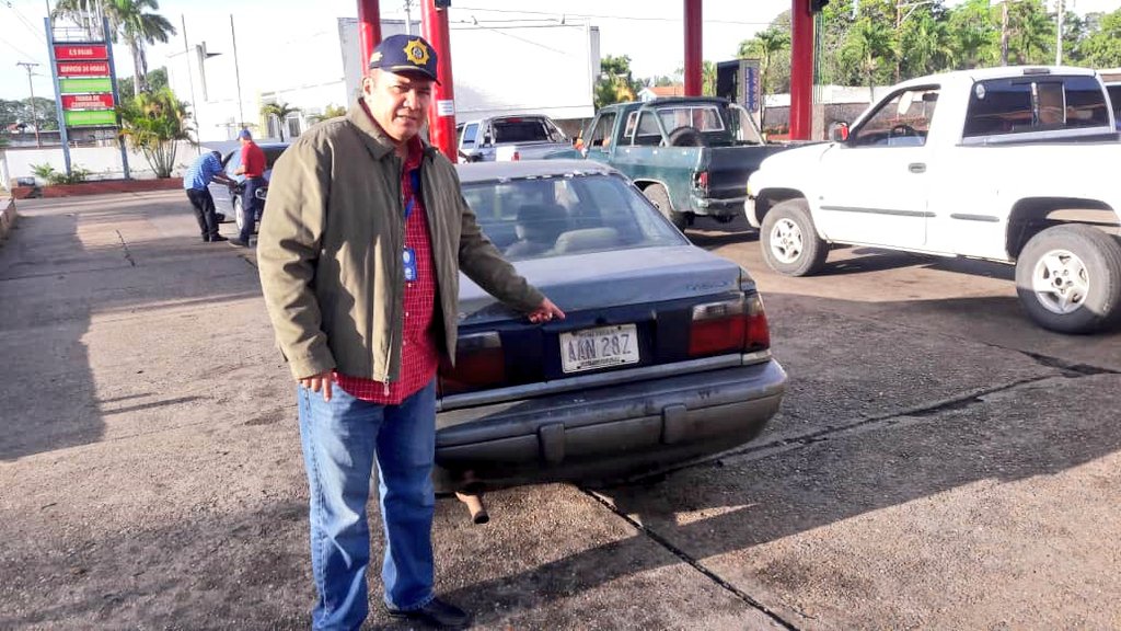 Funcionarios chavistas supervisan el “Pico y Placa” en gasolineras de Monagas #3Jun (FOTOS)