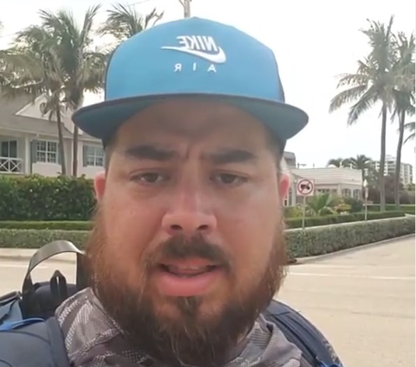 EN VIDEO: Venezolano recorre a pie de Florida a Washington para recrear a nuestros “caminantes”