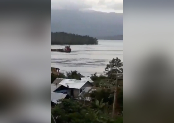 ¡Susto! El mar se retiró durante el sismo de 7.2 en Indonesia este #14Jul (VIDEO)