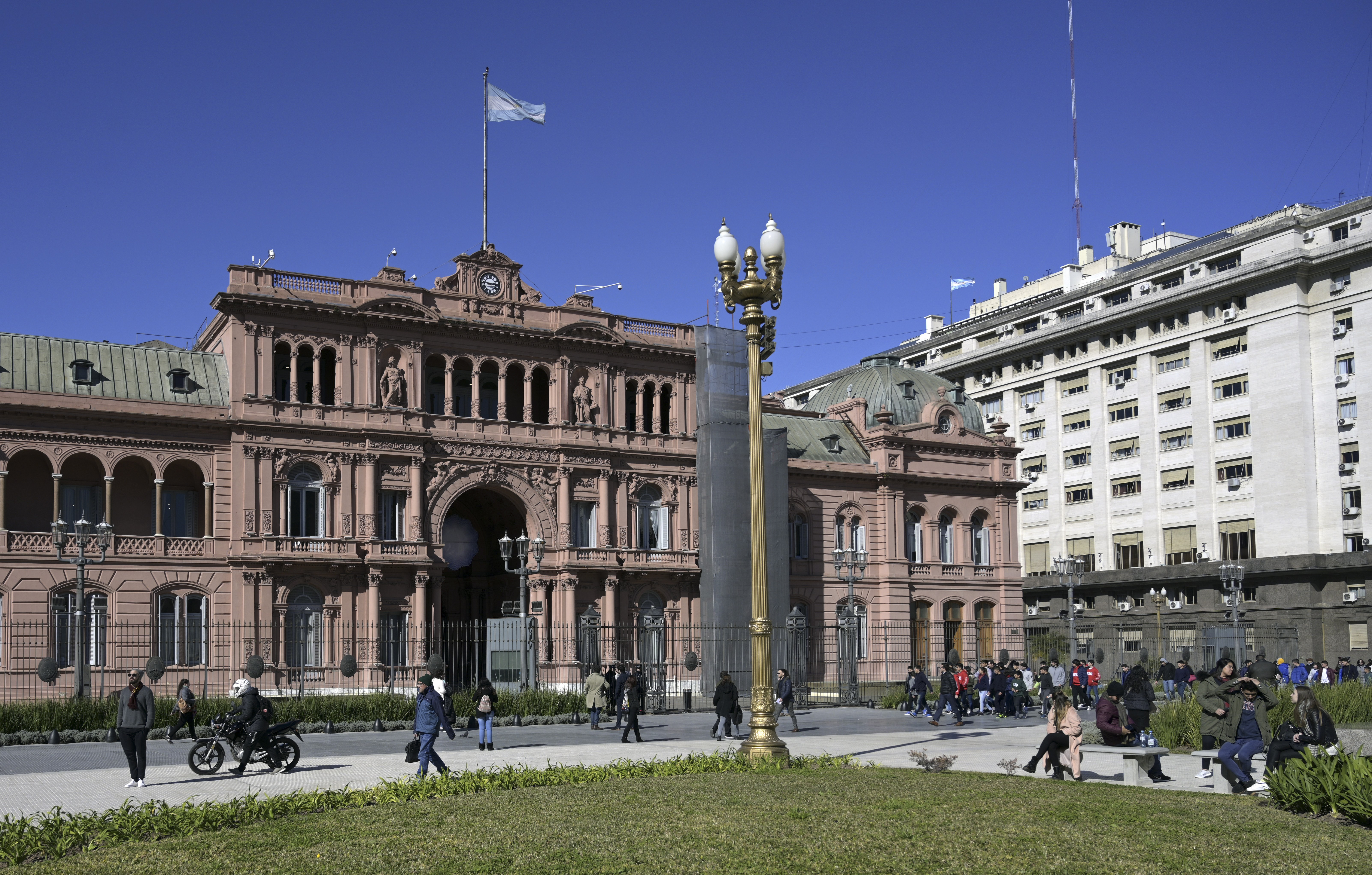 Lo que se sabe de las nuevas medidas económicas de Macri tras revés electoral en primarias