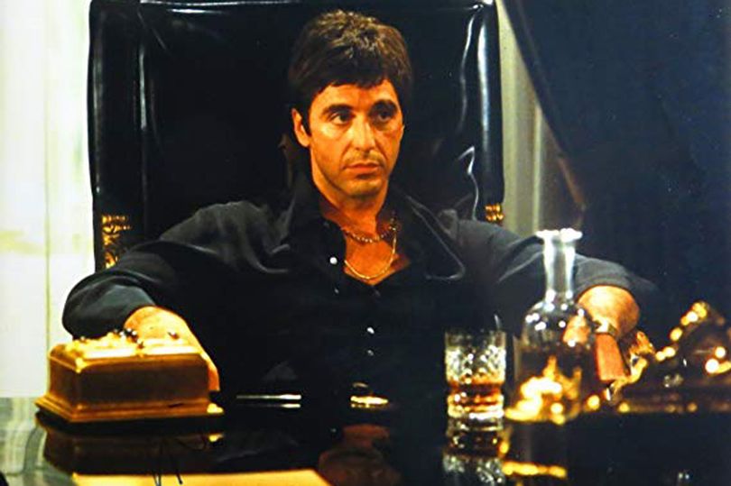 Orgías, drogas y cuerpos apilados: El verdadero Scarface era aún más brutal que en el cine