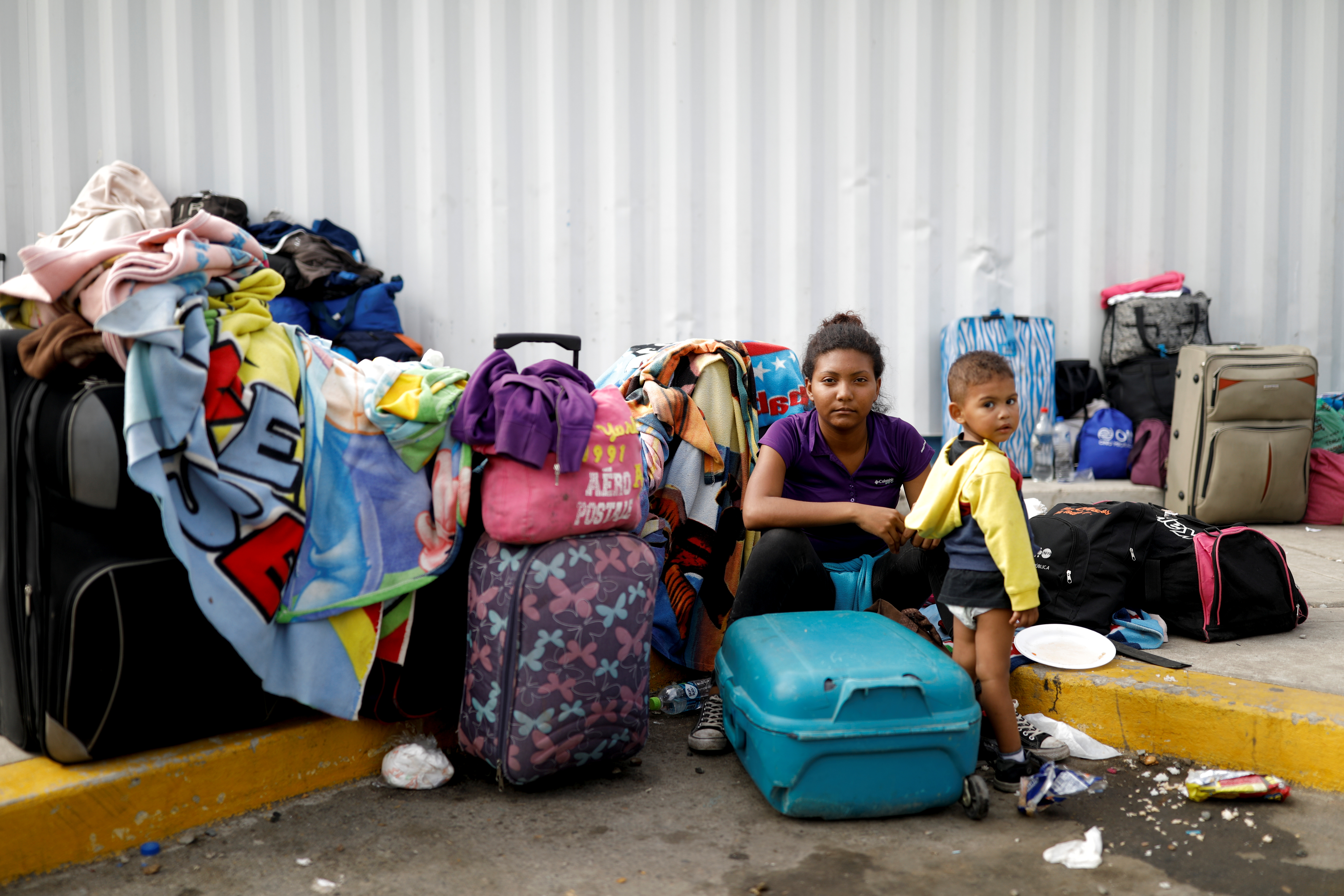 ¿Está Sudamérica cerrando sus puertas a los venezolanos?