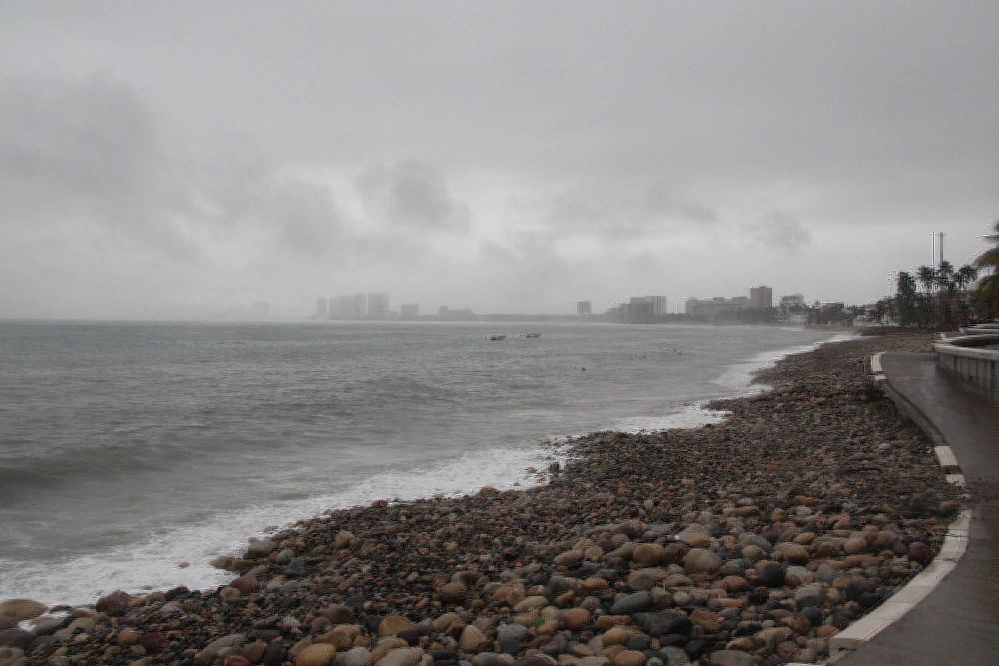 La tormenta Ivo gana fuerza en el Pacífico