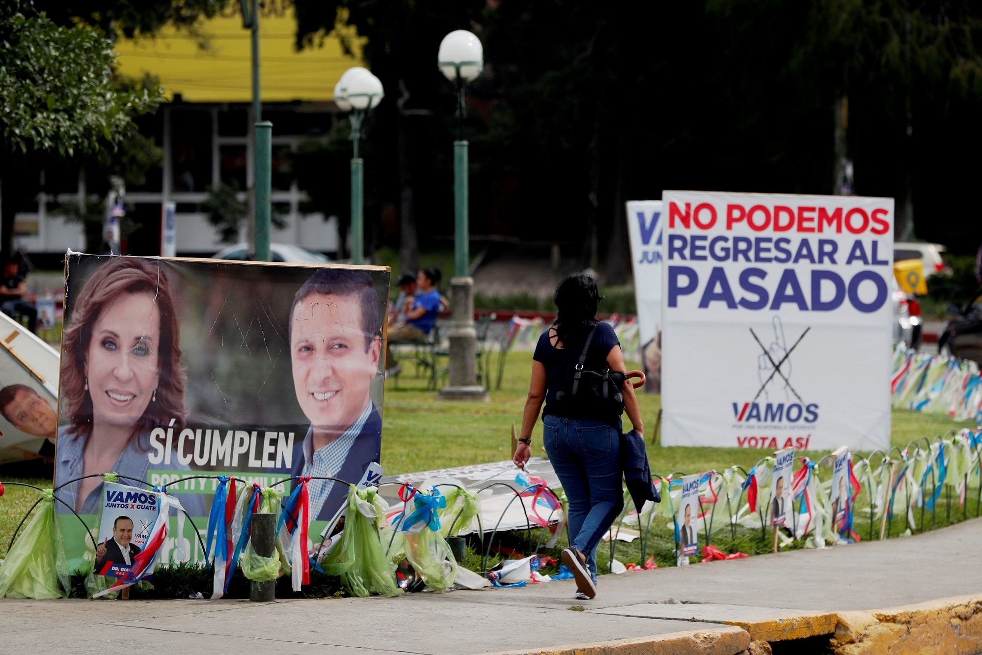 Políticos venezolanos condenaron la prohibición de entrada de Alejandro Giammattei #12Oct (tuits)