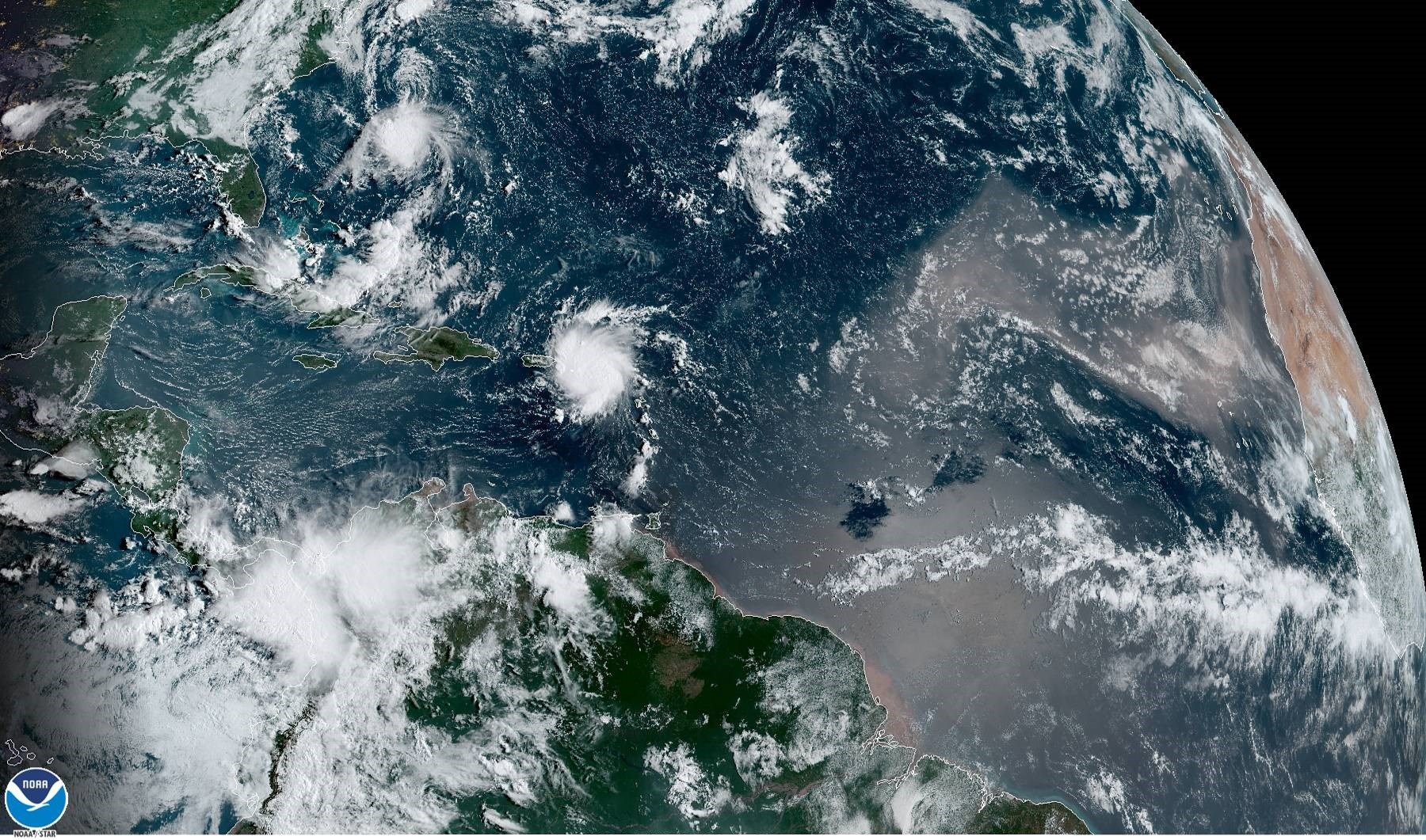 República Dominicana baja la alerta por la tormenta tropical Dorian