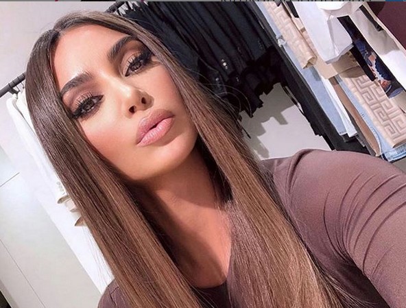 Así da los buenos días Kim Kardashian: Ojo a la foto