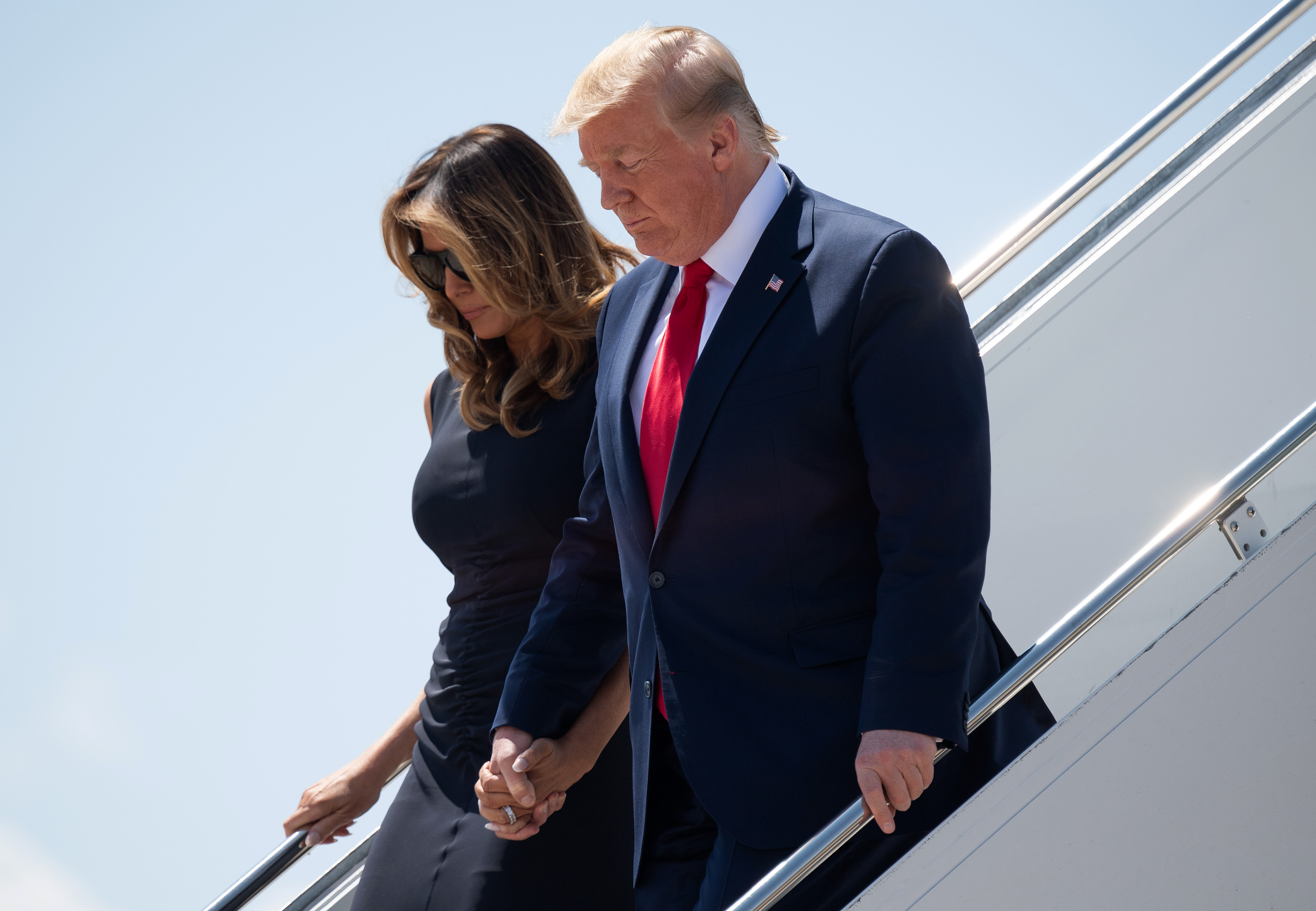 En medio de críticas, Trump llega a El Paso para encontrarse con víctimas de tiroteo