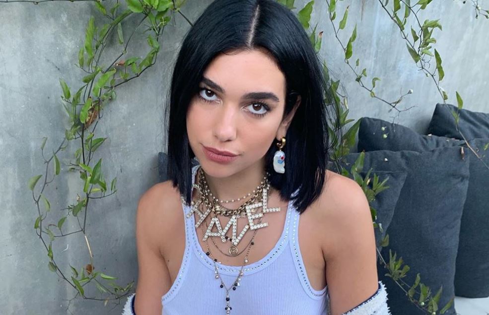 ¡WOOW! La FOTO más picante de Dua Lipa sin brassier nos deja ver sus pezones