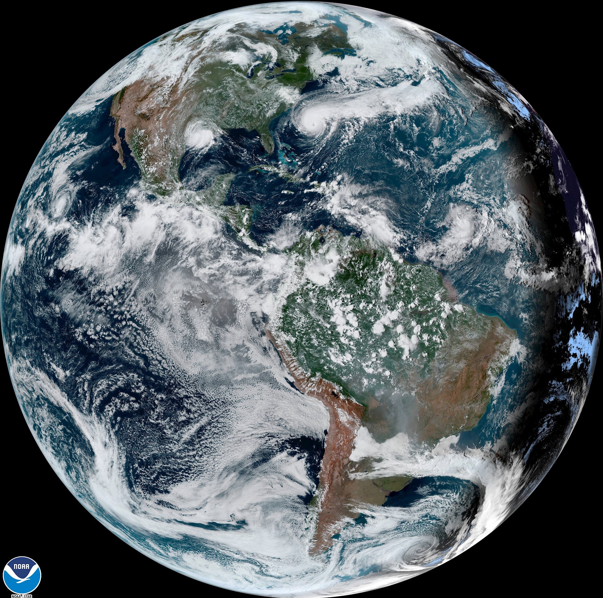 Se forma la tormenta tropical Jerry y huracán Humberto afecta ya a Bermuda