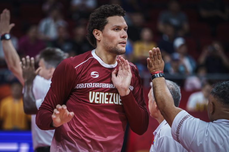 Michael Carrera firmará con el Brose Bamberg de la liga alemana