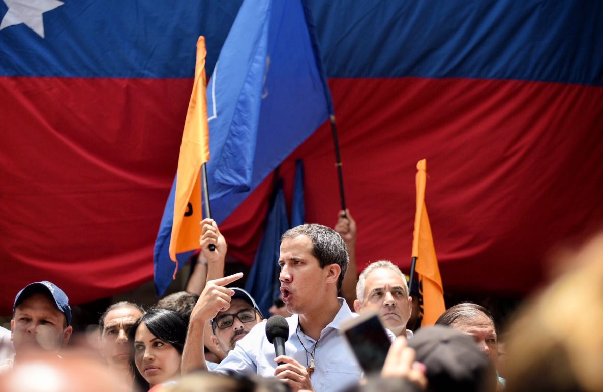 “A la sopa solo le falta un poco de sal y candela”, alertó Guaidó sobre consulta del Tiar