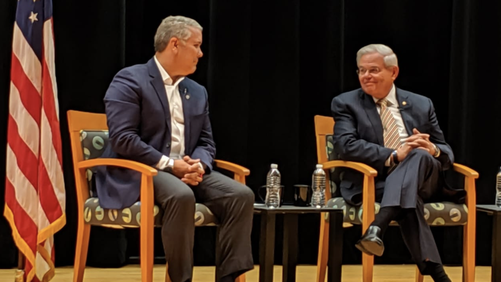 Iván Duque al senador Bob Menéndez: Maduro es un criminal de lesa humanidad (Video)