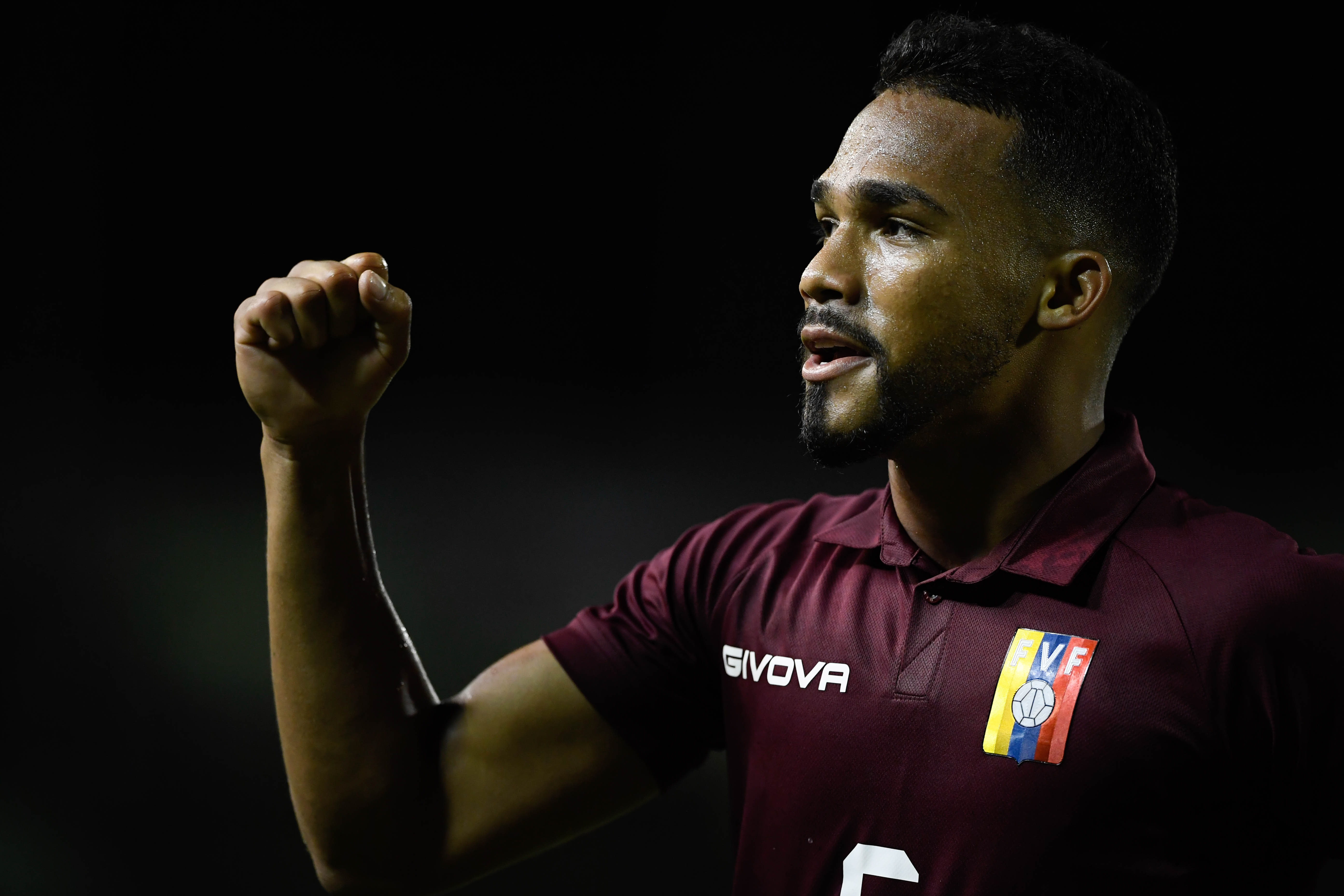 Yangel Herrera marcó un GOLAZO que puso a vibrar a los fanáticos en el juego de la Vinotinto (VIDEO)