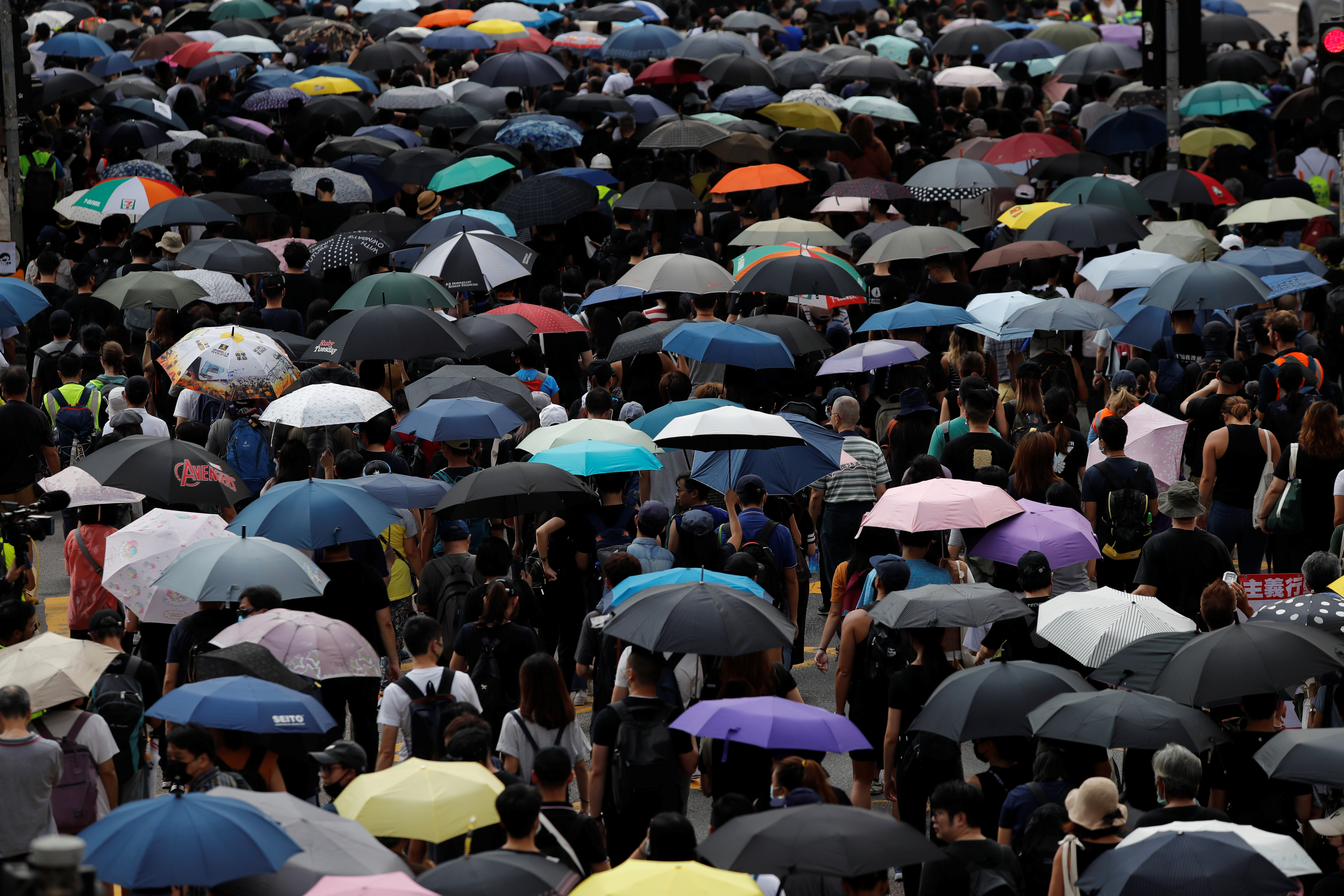 China restringirá visados a estadounidenses que interfieran en Hong Kong