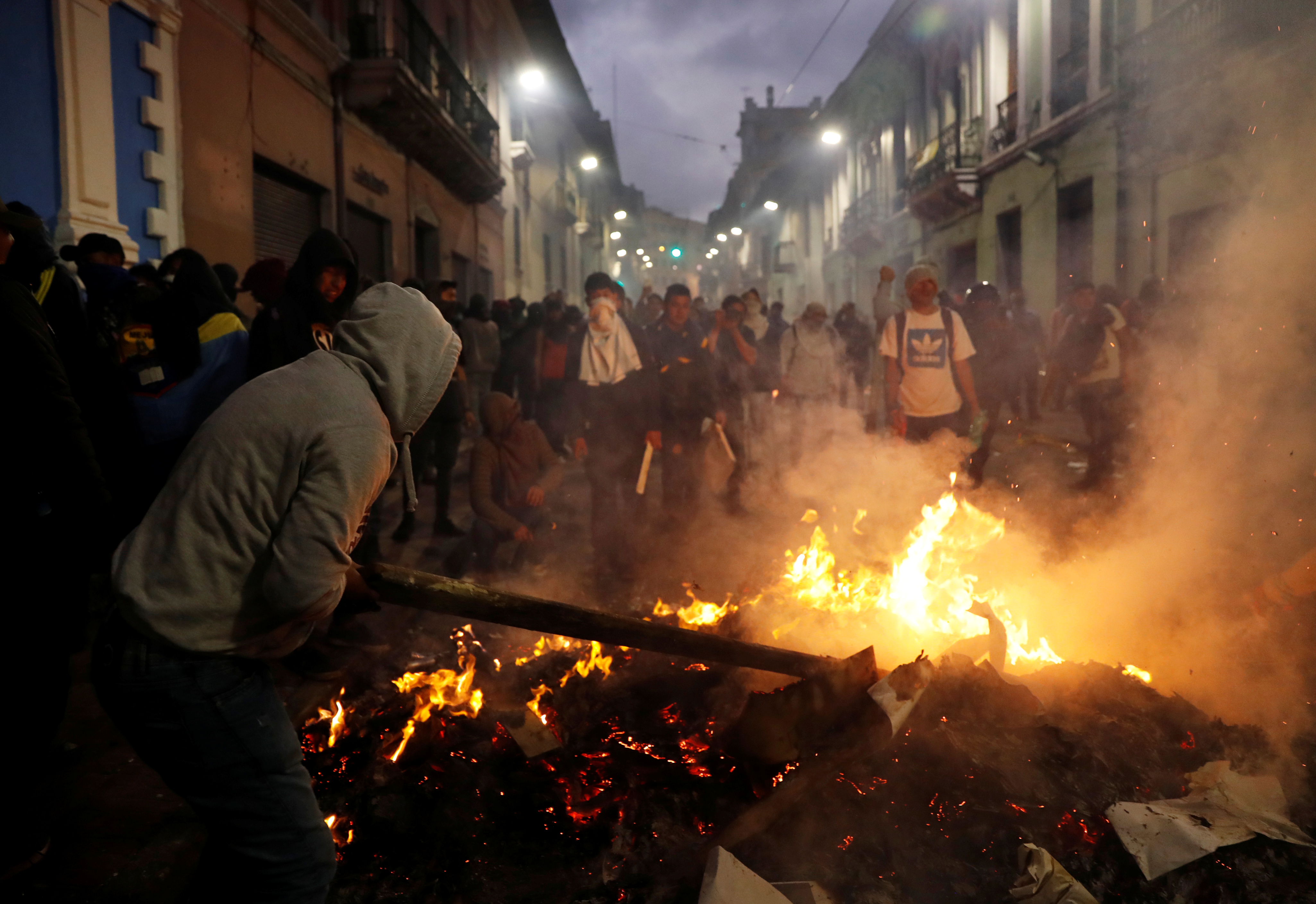 Siete países latinoamericanos rechazan “toda acción” de Maduro para “desestabilizar” a Ecuador