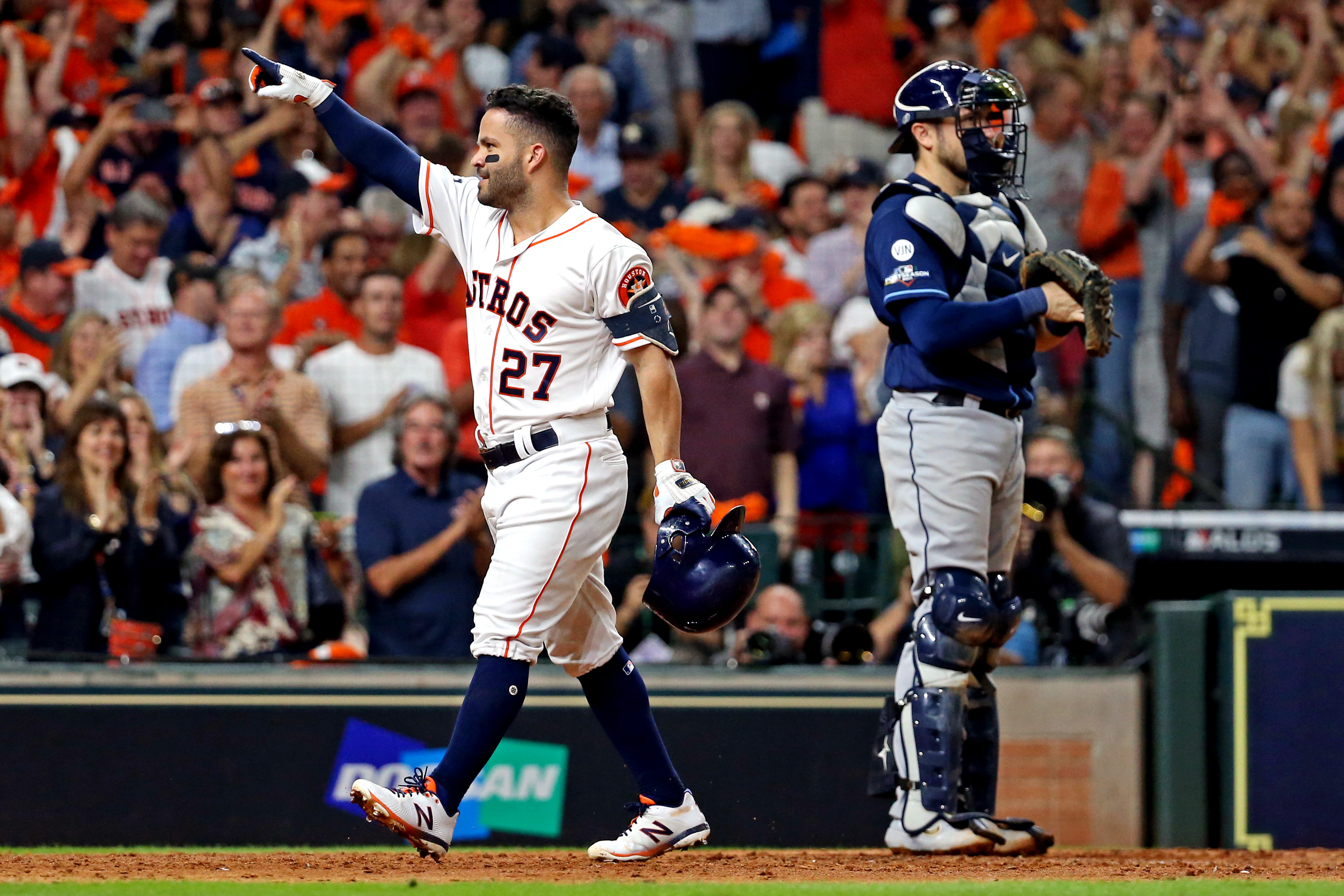 El vuelacercas de José Altuve comandó la fiesta de los Astros frente a las Rayas (VIDEO)